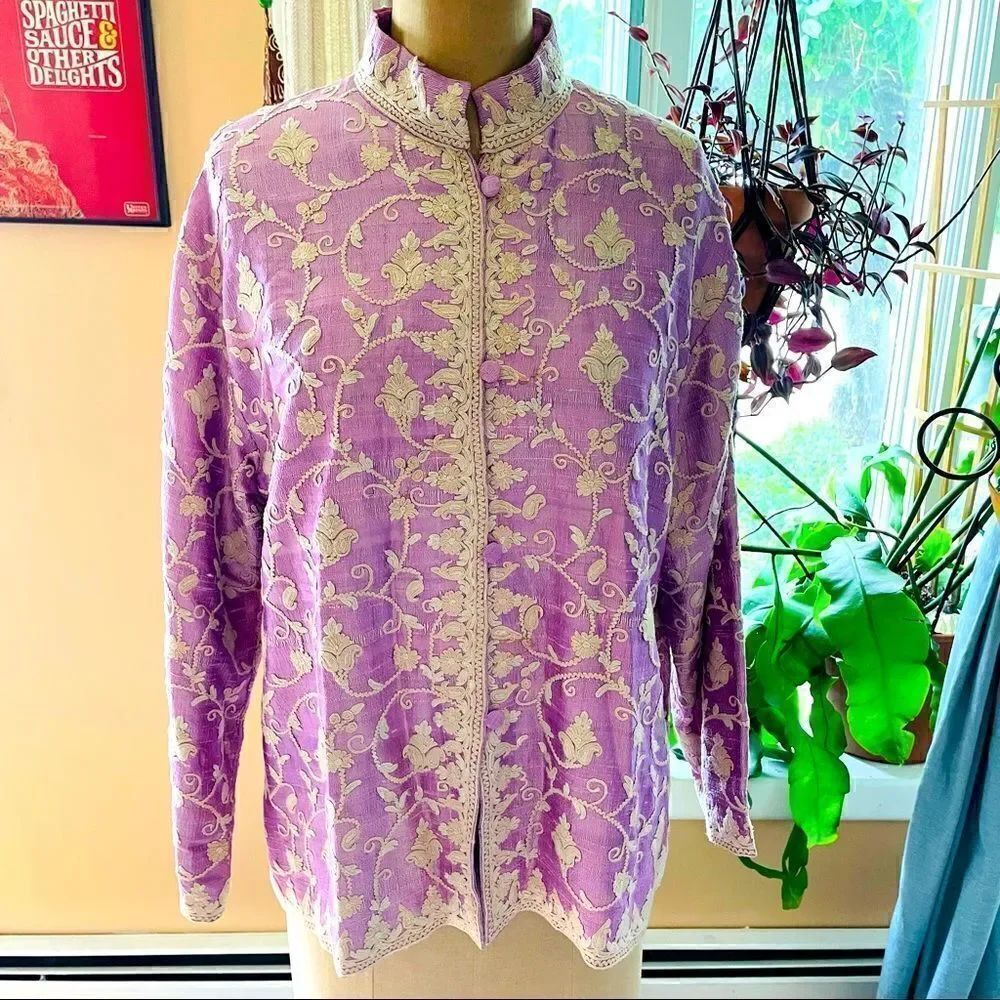 BOUTIQUE | purple & cream asian inspired jacket